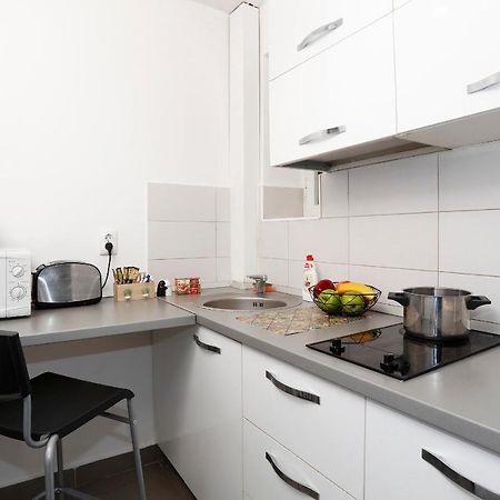 Central Apartment Very Close To Old City Bukarest Eksteriør billede