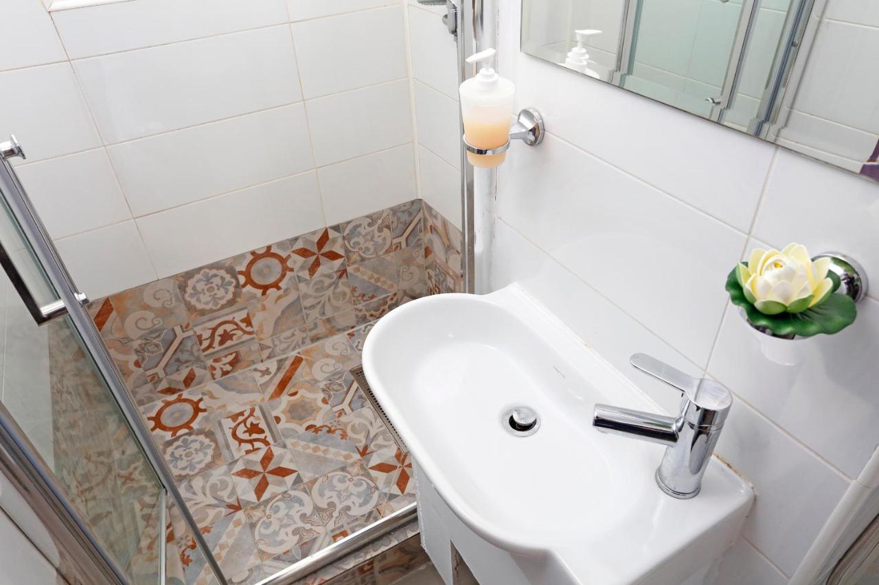 Central Apartment Very Close To Old City Bukarest Eksteriør billede