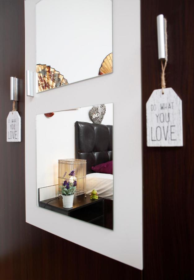 Central Apartment Very Close To Old City Bukarest Eksteriør billede